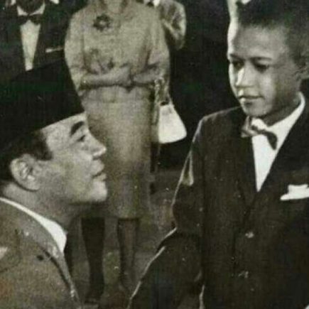 Bukan Sekadar VR Biasa: Ketika Siswa SMP "Bertemu" Bung Karno di Metaverse, dan Sejarah Tak Lagi Jadi Pelajaran Tersiksanya