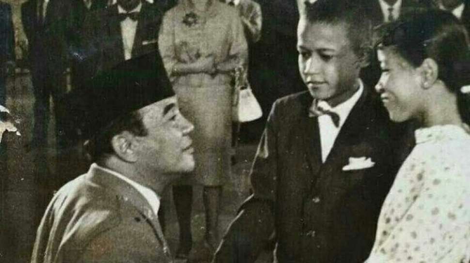 Bukan Sekadar VR Biasa: Ketika Siswa SMP "Bertemu" Bung Karno di Metaverse, dan Sejarah Tak Lagi Jadi Pelajaran Tersiksanya