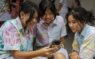 PR Sekolah Dihapus April 2026! Gantinya: “Screen-Free 2 Jam” yang Bikin Orang Tuanya Senang